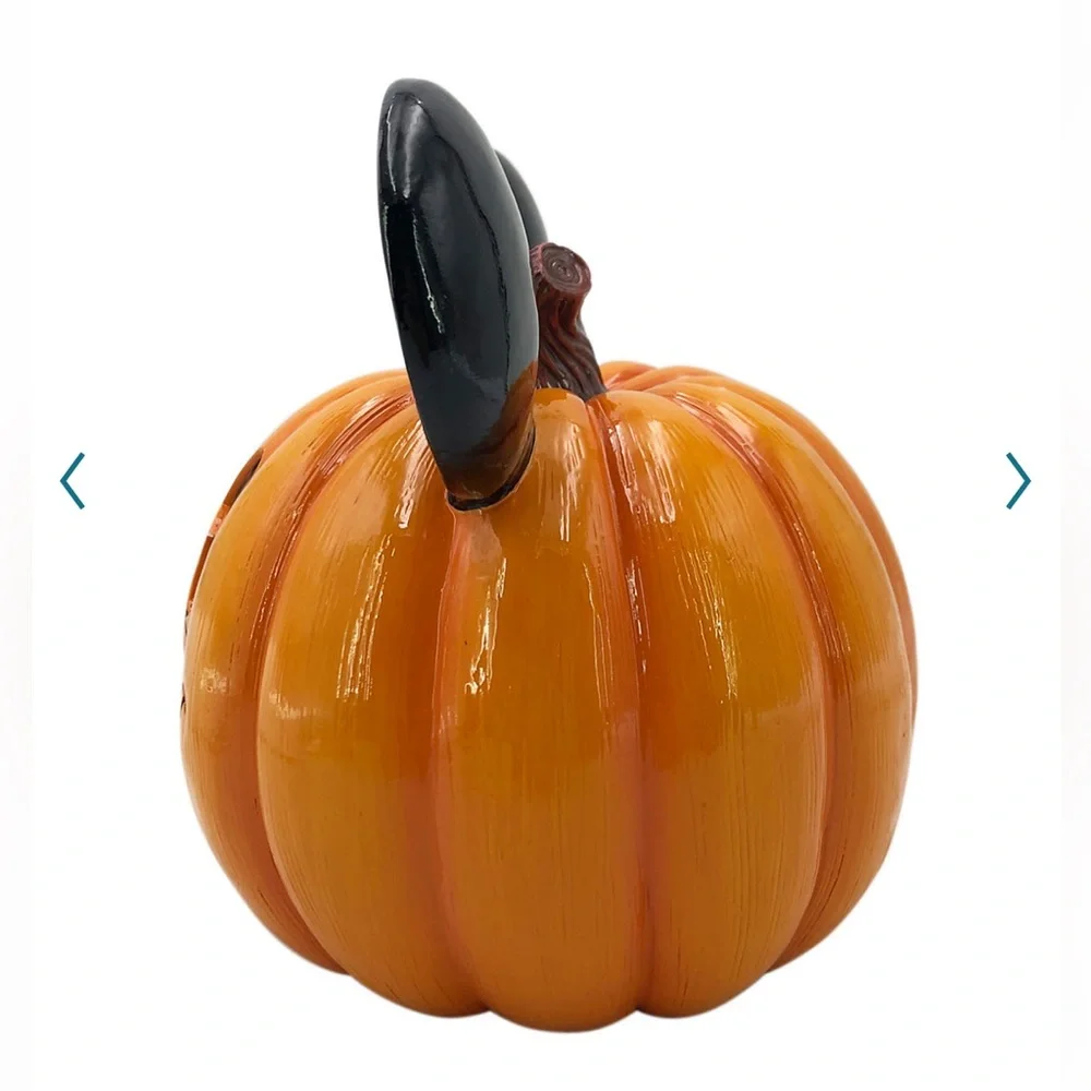 New Disney’s Mickey Mouse pumpkin Halloween Decor